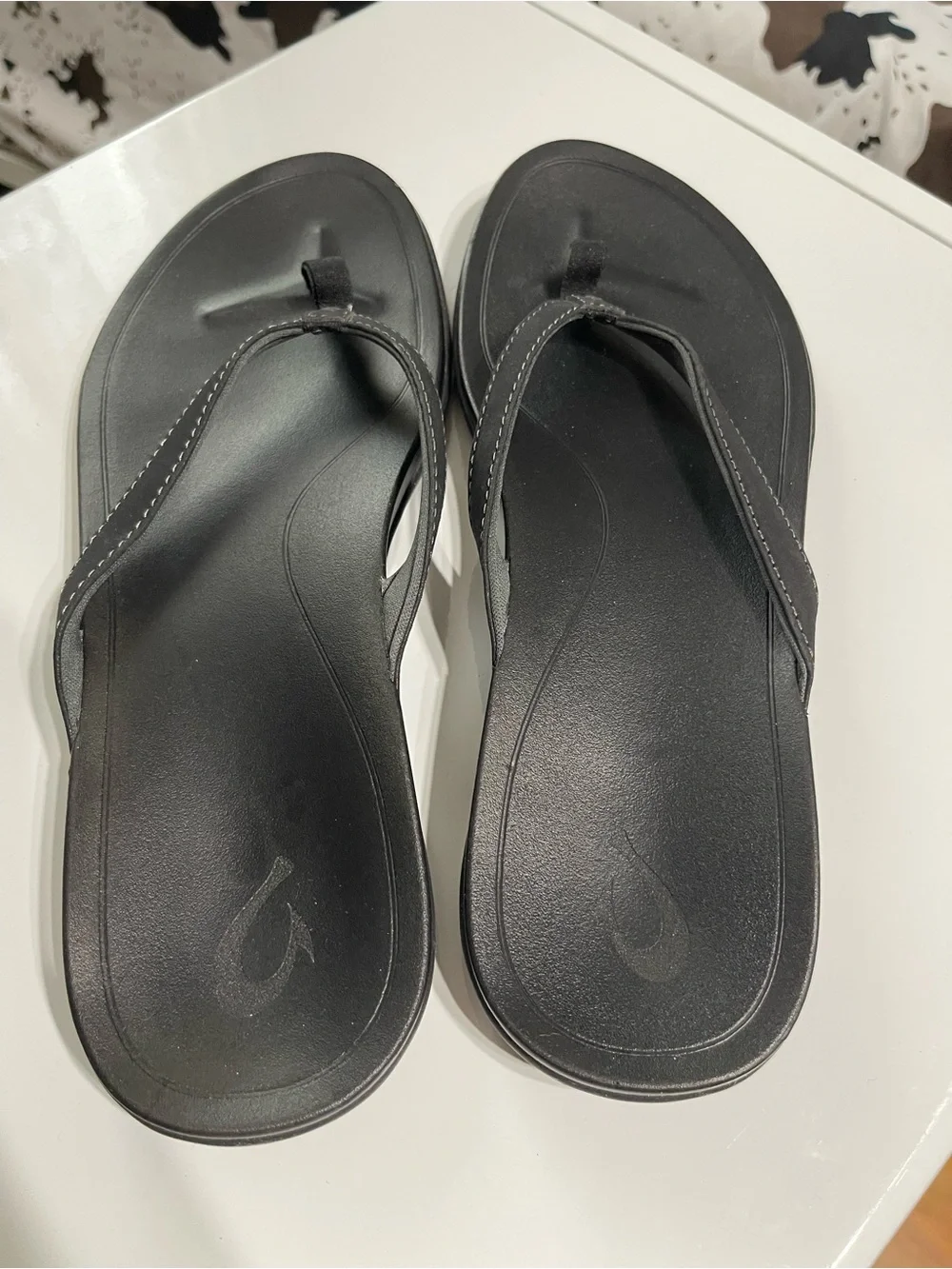 Olukai Black Women's Flip Flop Sandals - Comfortable Everyday Thongs